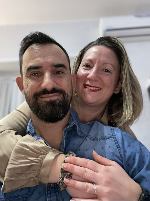Postate una foto di voi due 👇 - 1