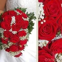 Bouquet a cascata con rose rosse 4