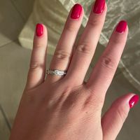 Come è il vostro anello di fidanzamento?? - 1