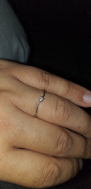 E ora mostraci una foto del tuo anello di fidanzamento! 19