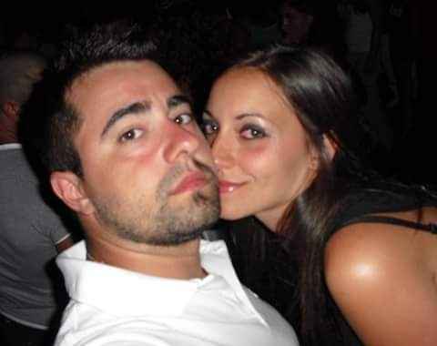 Sondaggio :) chi è il "bello"della coppia?  - 1