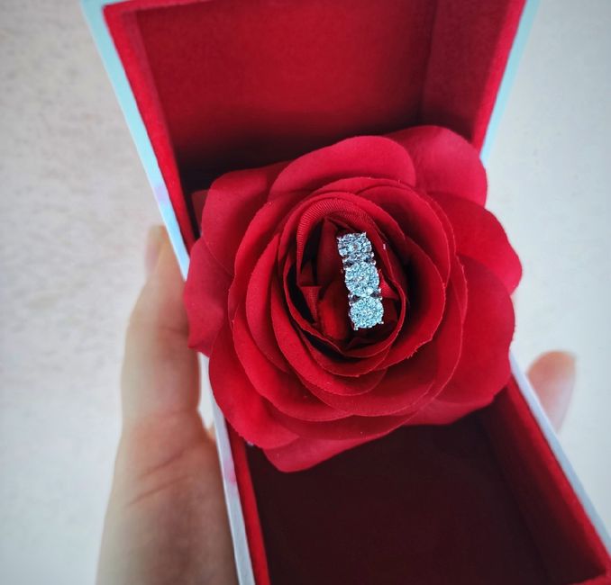 Anello di fidanzamento. - 1