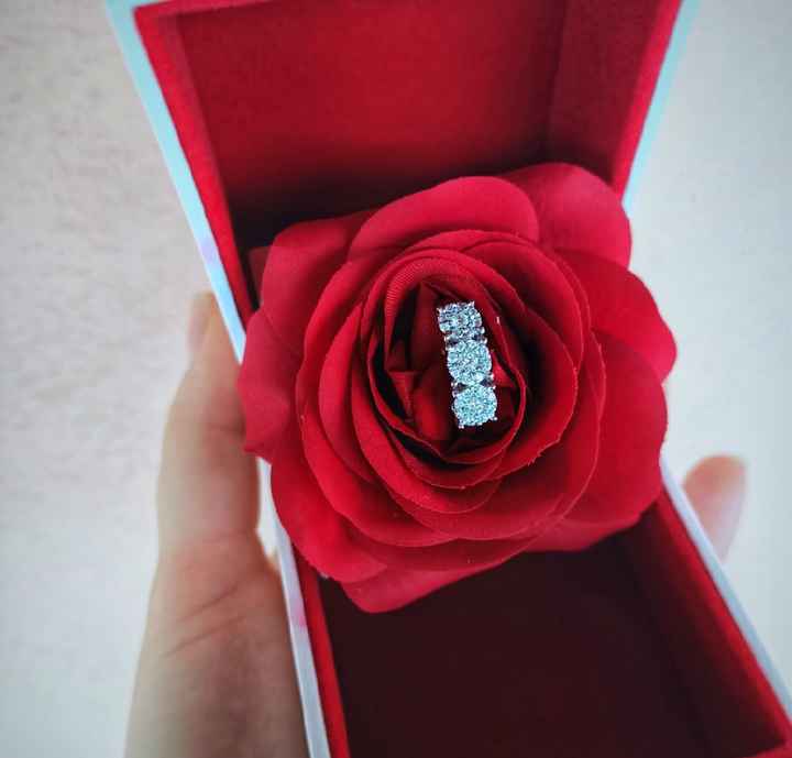 Anello di fidanzamento. - 1