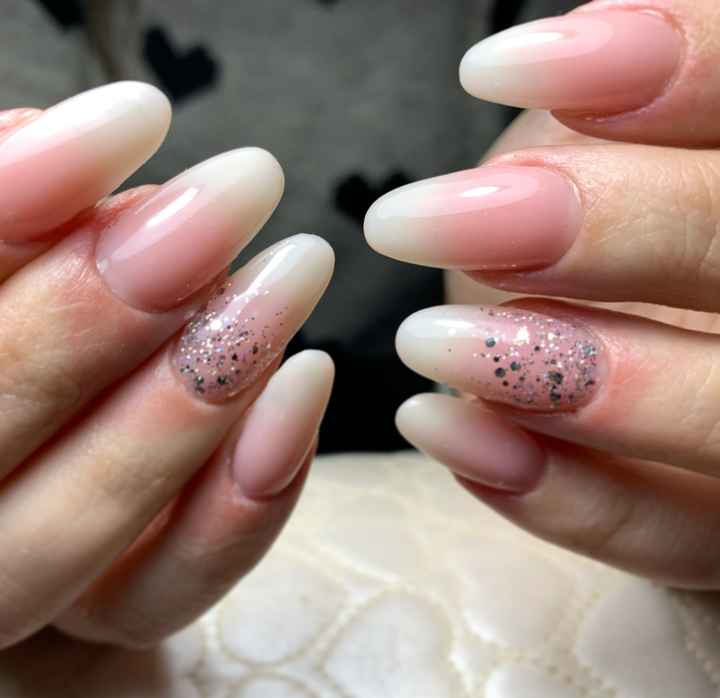 Manicure sposa 💅🏻 - 2