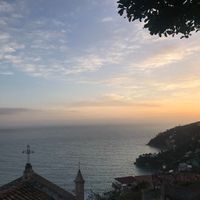 Di fronte al mare la felicità è un'idea semplice