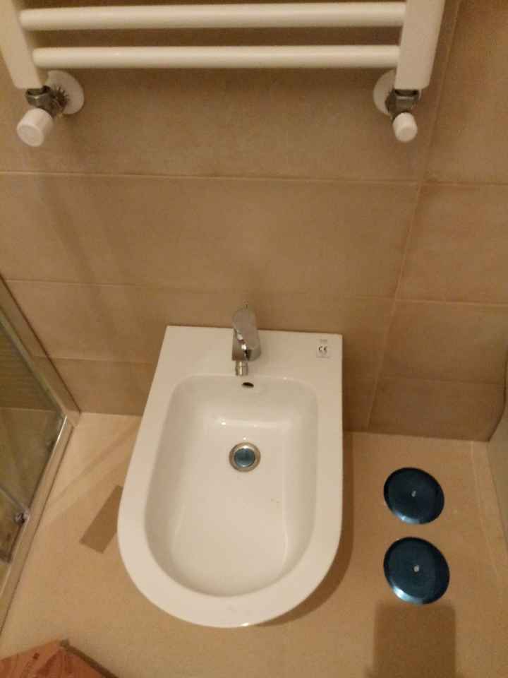 Marca sanitari - 1