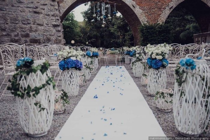 Suggerimenti allestimenti bianco e blu - 1