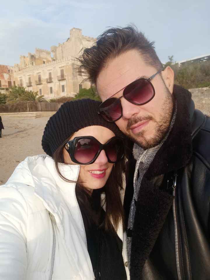 Postate una foto di voi due 👇 - 1