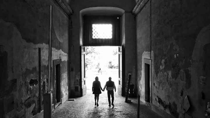  Marito e moglie aspettando domenica.. - 1