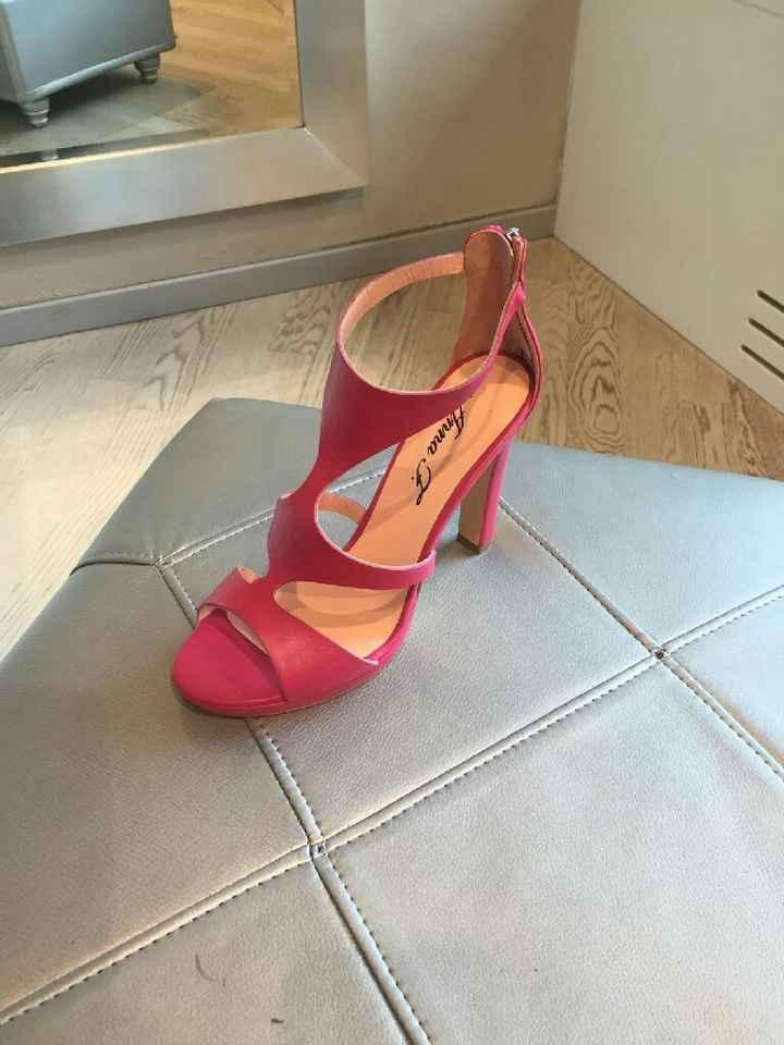 Scarpe fucsia - 1