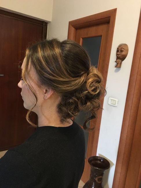 Prova trucco e capelli 😁 - 4