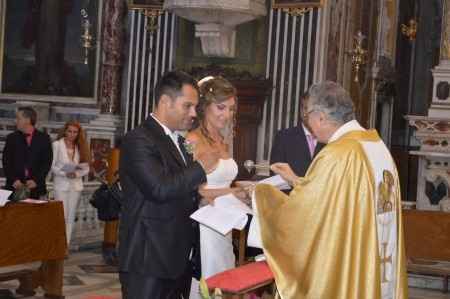 In chiesa con il prete!!!