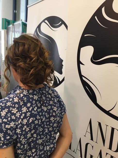 Acconciatura per capelli ricci - 1