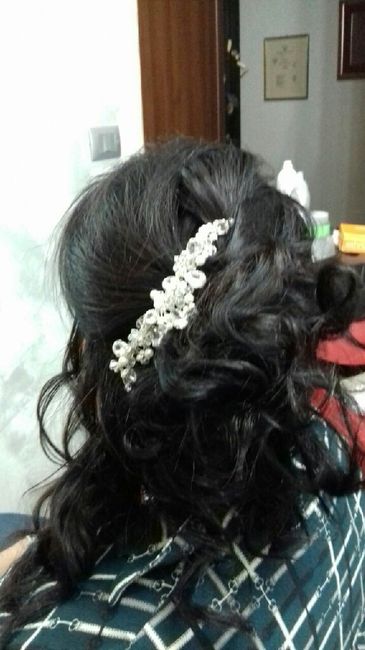 E anche l'acconciatura è fatta... - 2