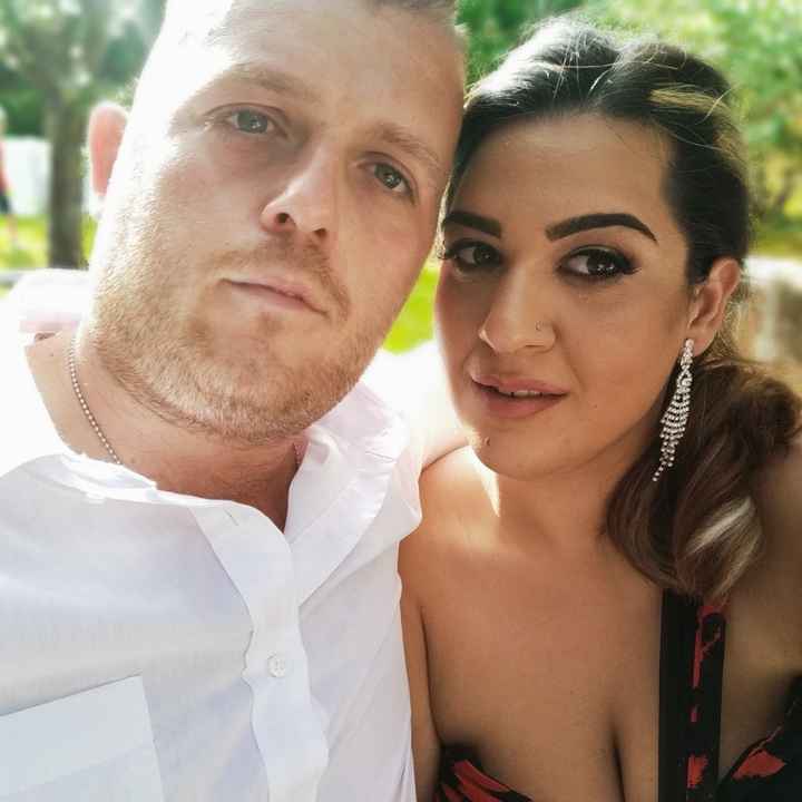 Postate una foto di voi due 👇 - 1