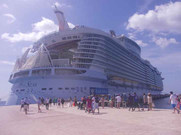 ALLURE OF THE SEAN ROYAL CARIBBEAN