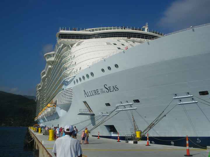 ROYAL FERMA AD HAITI