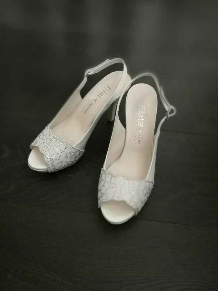 Scarpe trovate ... - 1