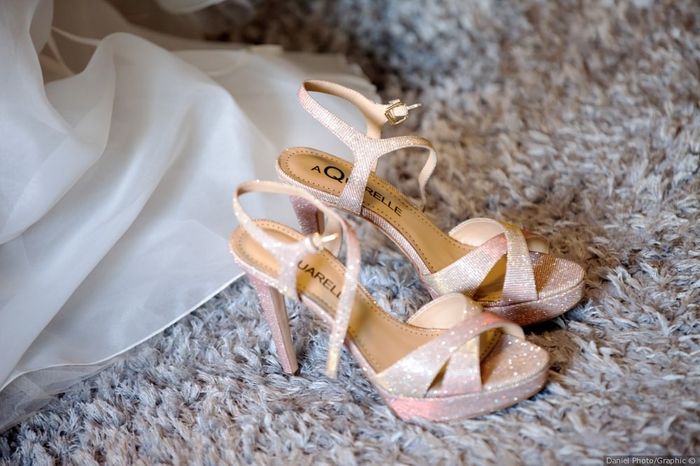 Scarpe B)
