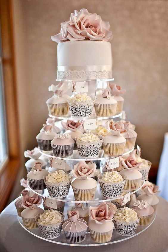 C Torta di cupcakes