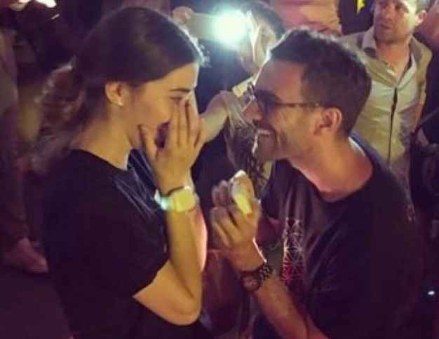 Una proposta di matrimonio plateale