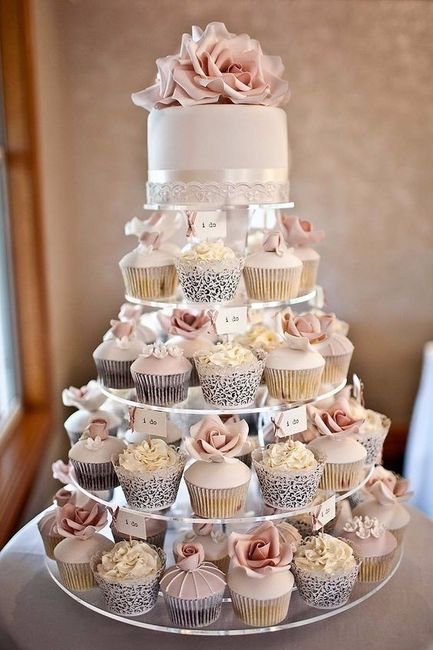 C Torta di cupcakes