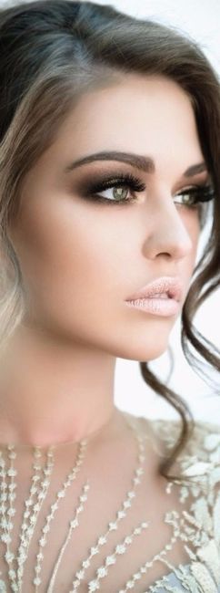Trucco sposa con smokey eyes