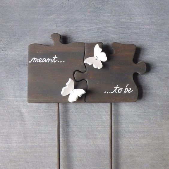 Cake topper B
