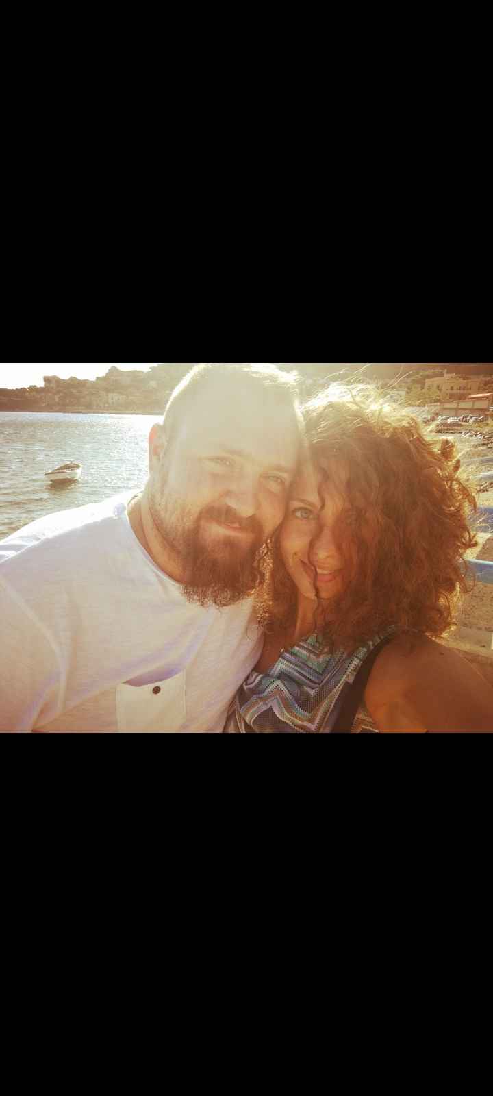 Postate una foto di voi due 👇 - 1