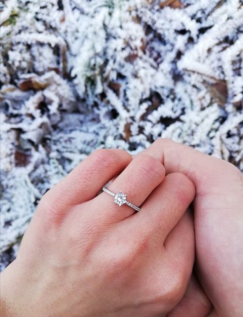 E ora mostraci una foto del tuo anello di fidanzamento! 25
