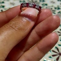 E ora mostraci una foto del tuo anello di fidanzamento! - 1