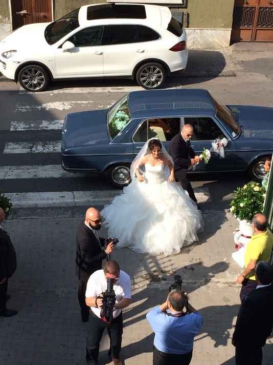 arrivo in chiesa e macchina