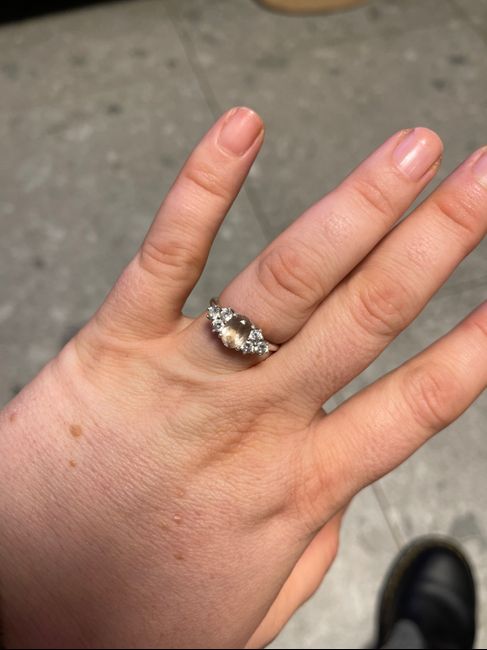 Come è il vostro anello di fidanzamento?? - 1