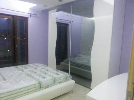 E domani arrivano i mobili - 1