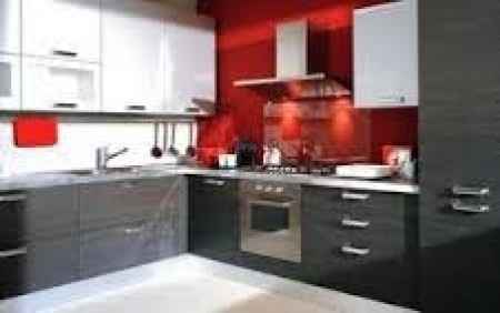 Cucina rosso-bianco-tortora