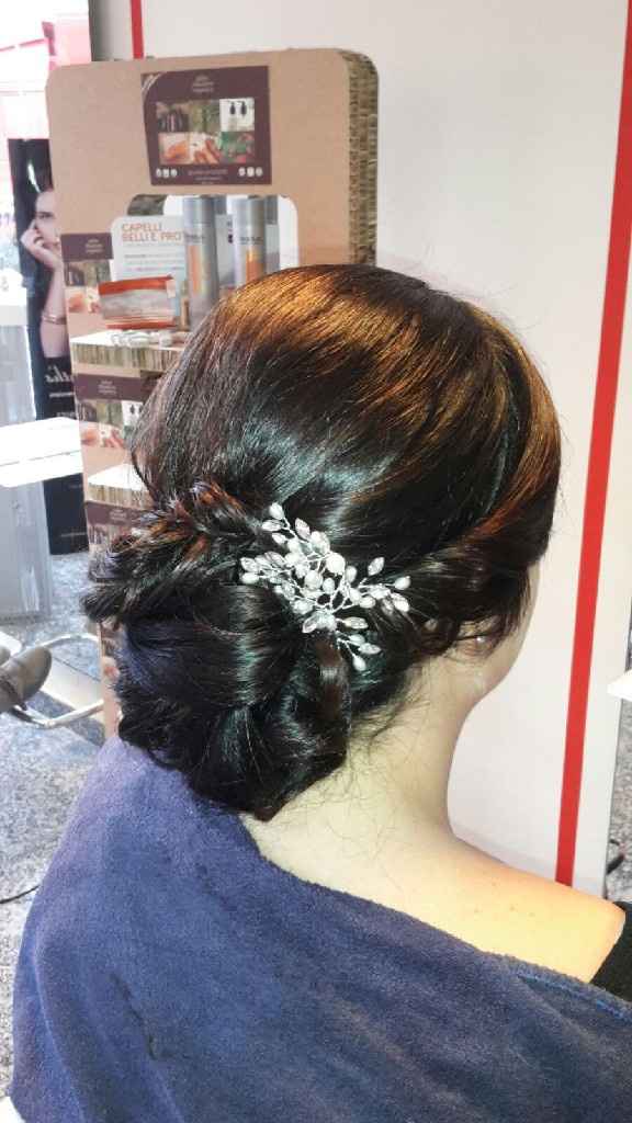 E acconciatura sia.. - 1