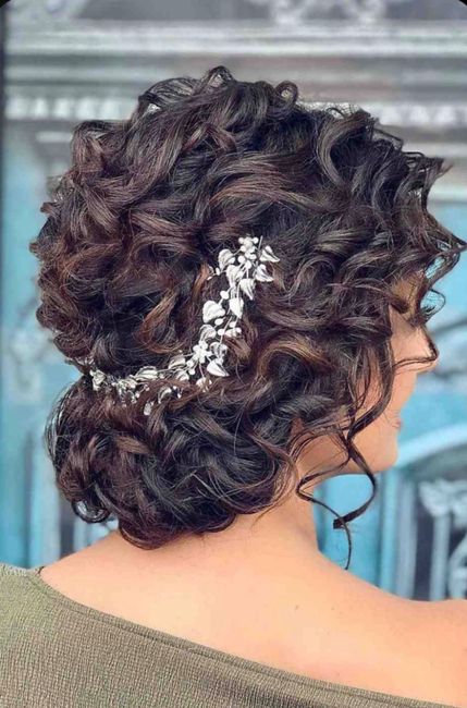 Acconciature capelli ricci - 1