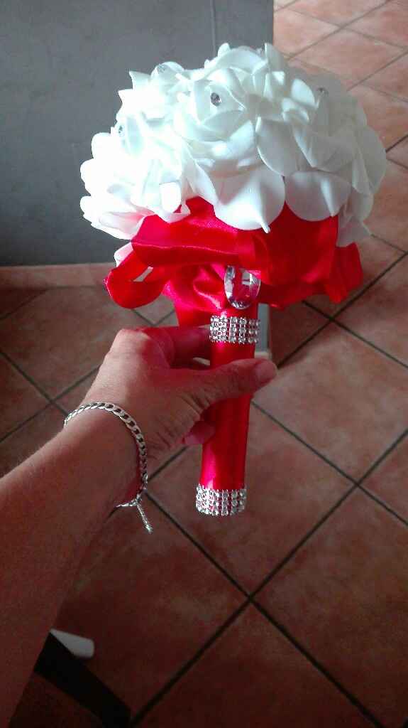 Cuscinetto porta fedi uguae al bouquet - 3