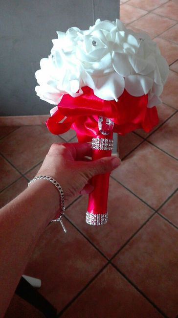 Cuscinetto porta fedi uguae al bouquet - 3
