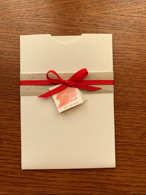 Partecipazioni: bianche, colorate o... 1