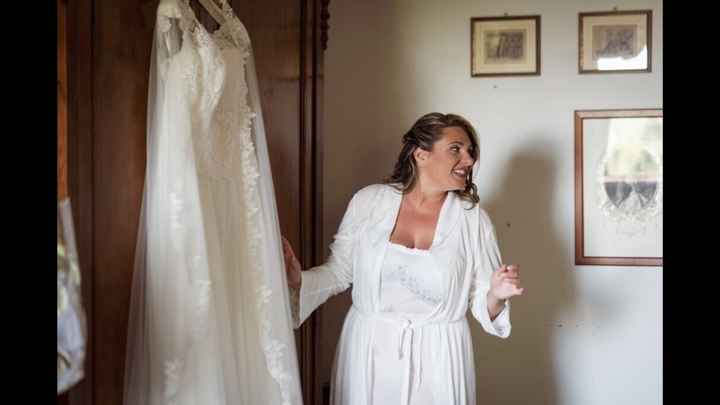 Camicia e vestaglia regalo di mia madre per i miei 18 anni...mi sono sposata a 33 🤣