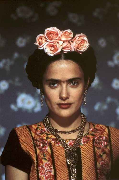 Acconciatura stile Frida