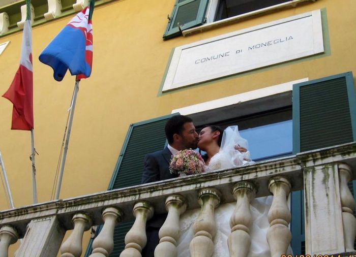 Bacio sul balcone
