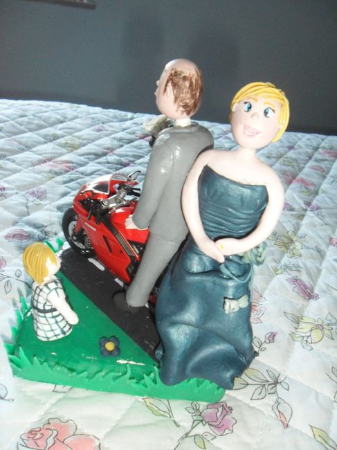 cake topper