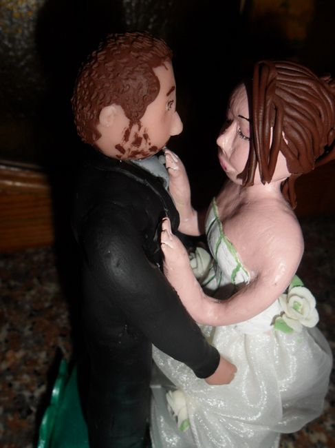 Cake topper