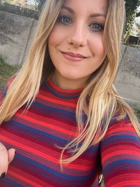 e dopo una prima prova trucco disastrosa, finalmente ora direi che ci siamo 😍 2