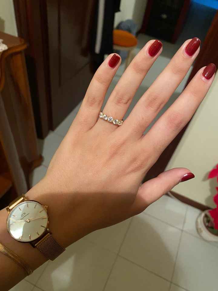 Come è il vostro anello di fidanzamento?? - 1