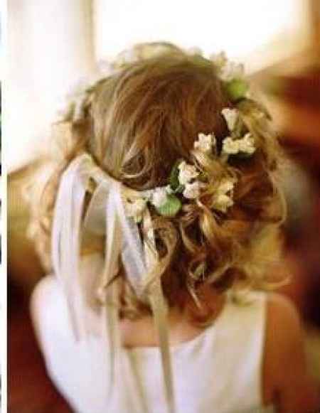 Acconciatura coroncina di fiori