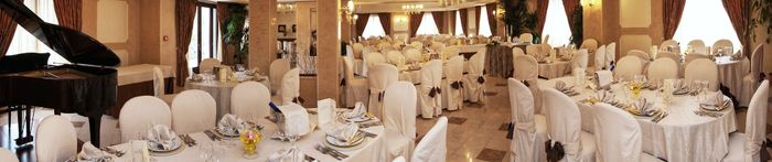  una delle tante sale interne