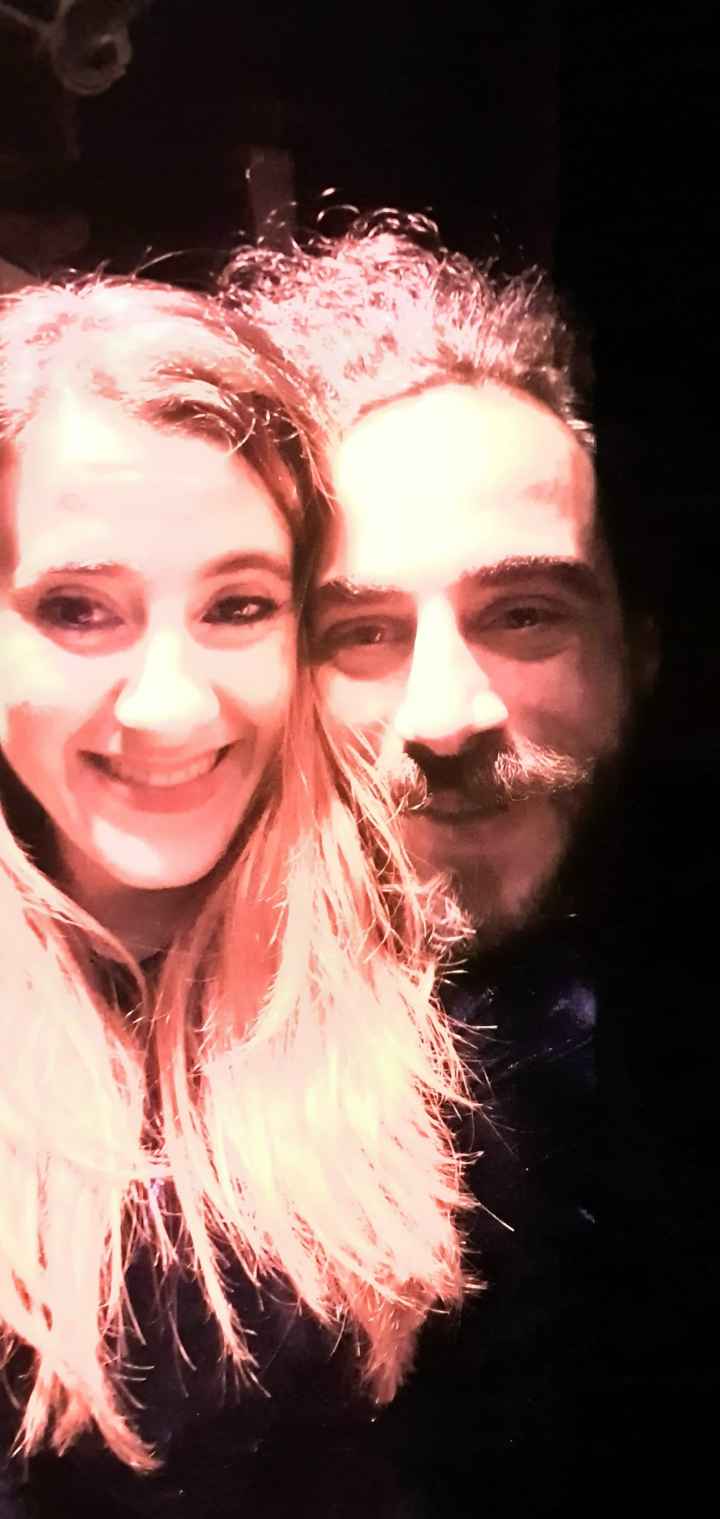 Postate una foto di voi due 👇 - 1